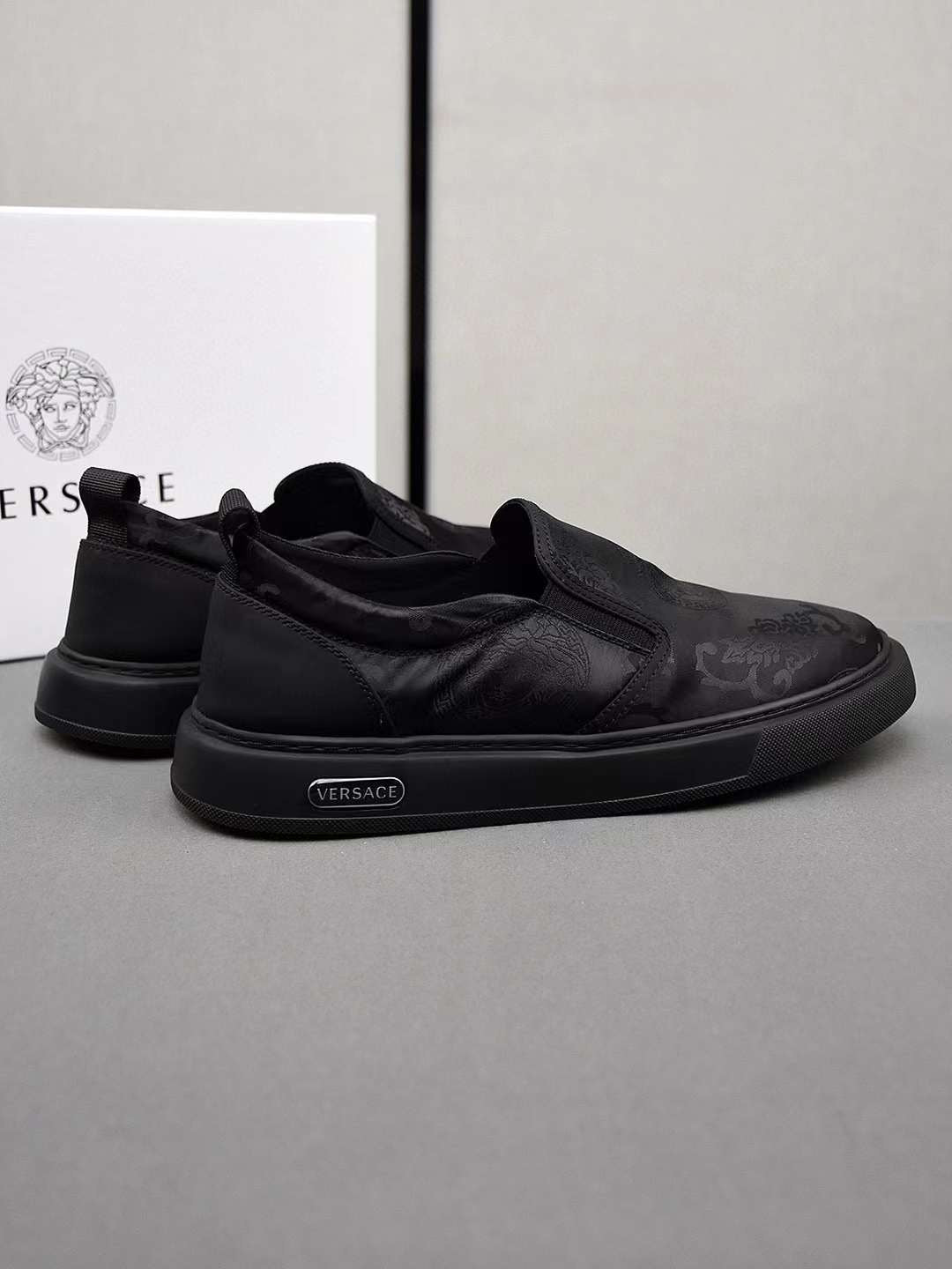 Versace simple sneakers