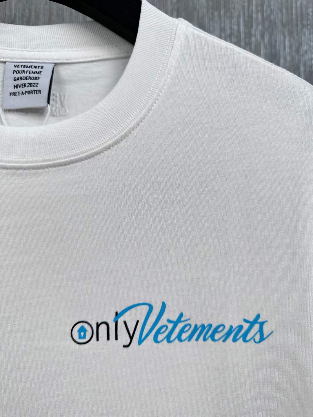 Only Vetements T-shirt