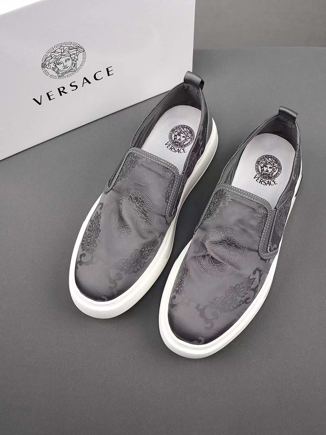 Versace simple sneakers